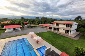 Finca Hotel Mana